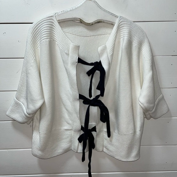 FRENCH CONNECTION – Navy Knit Top with Black Ribbon Ties – Estimated Size XL/XXL - Picture 2 of 11